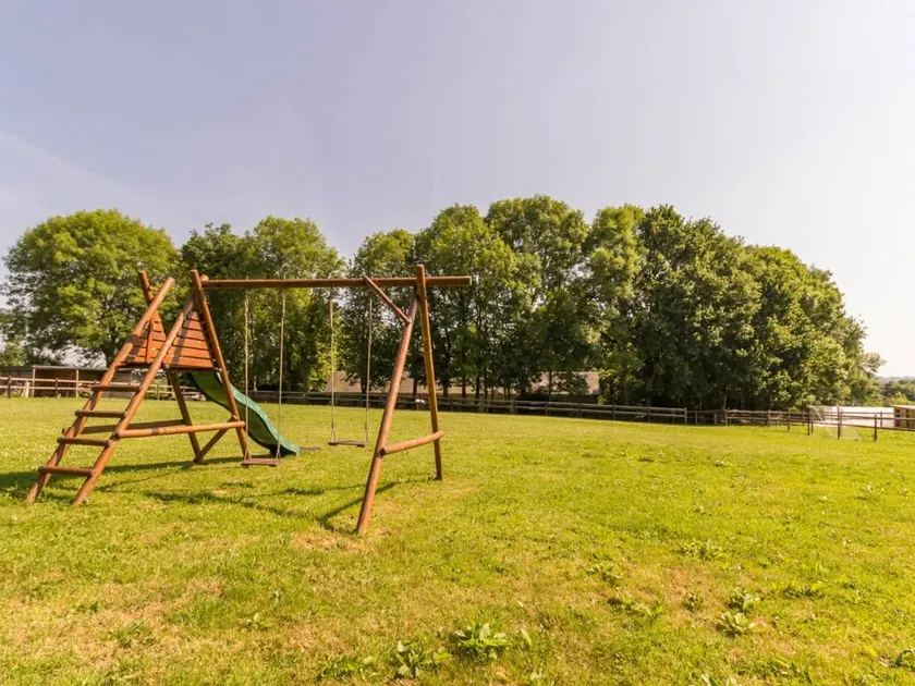 Cottage with garden & BBQ - Image 1