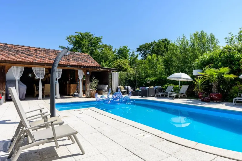 Charmantes B&B mit Garten, Pool und Terrasse | Gartenblick - Image 1