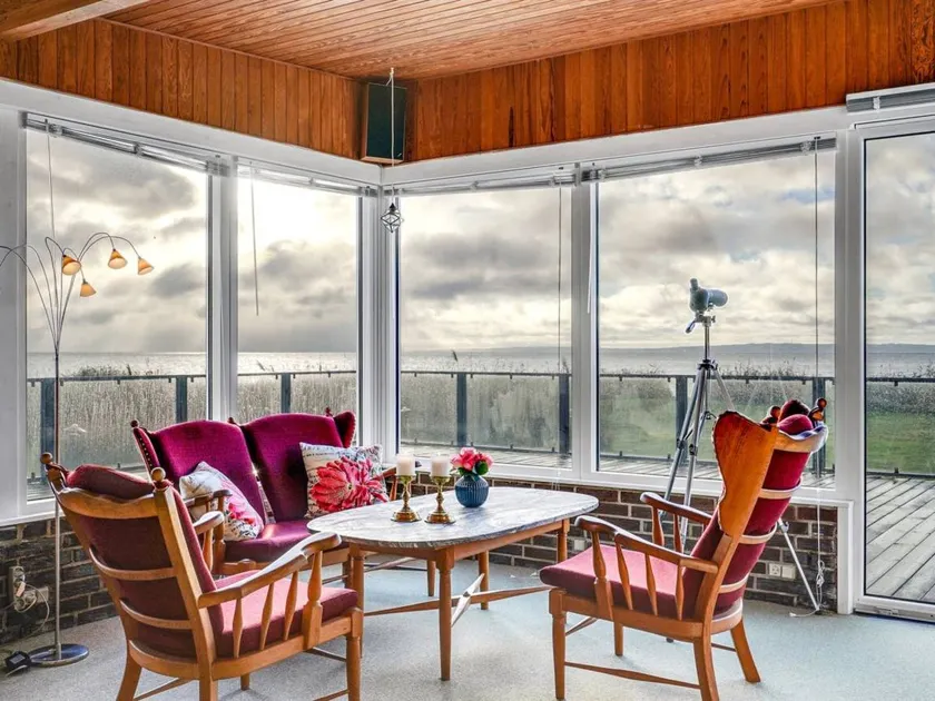 Child-friendly holiday home with barbeque & terrace | Sea view | Pet-friendly - Image 1