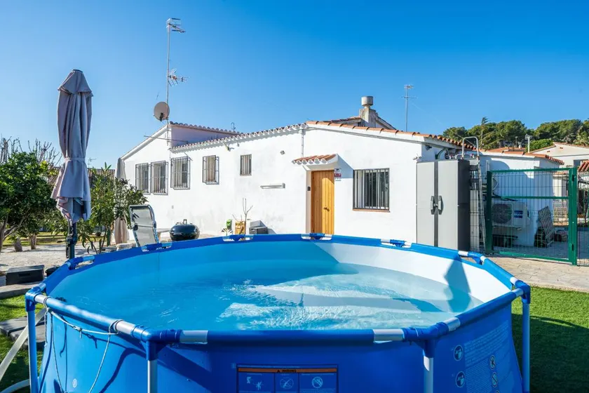 Holiday apartment with barbeque, private pool & terrace | Garden view - Image 1