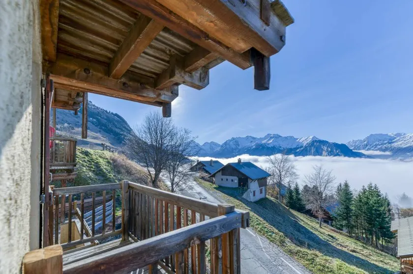 Apartment 'Regain 2' with Mountain View and Balcony - Image 1