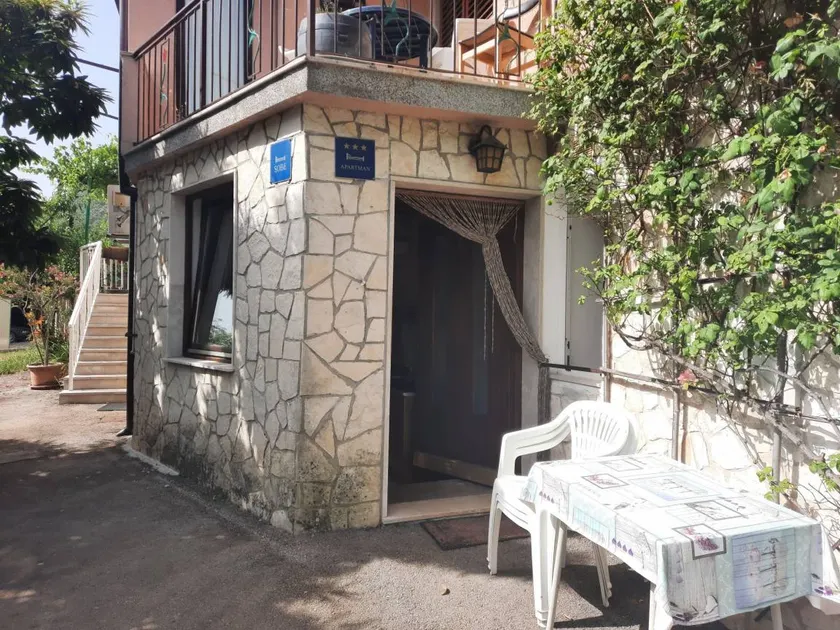 Nice holiday apartment with garden & terrace | Pets are welcome - Image 1