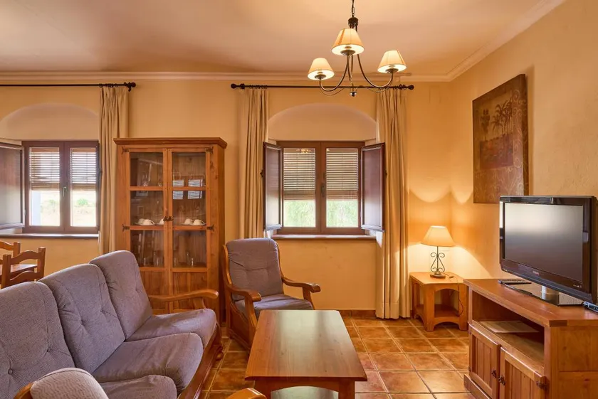 Family-oriented beautiful apartment | Pets allowed - Image 1