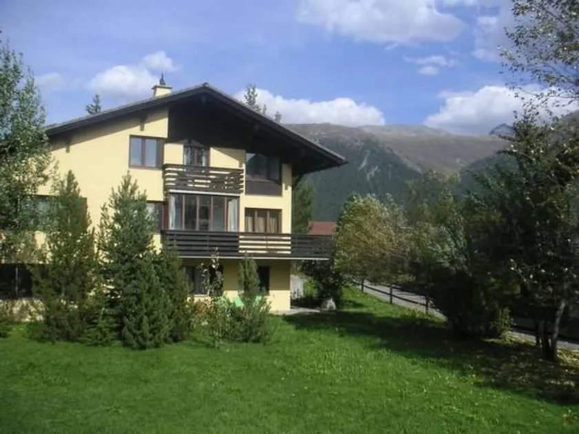 Holiday apartment with garden | Mountain view - Image 1
