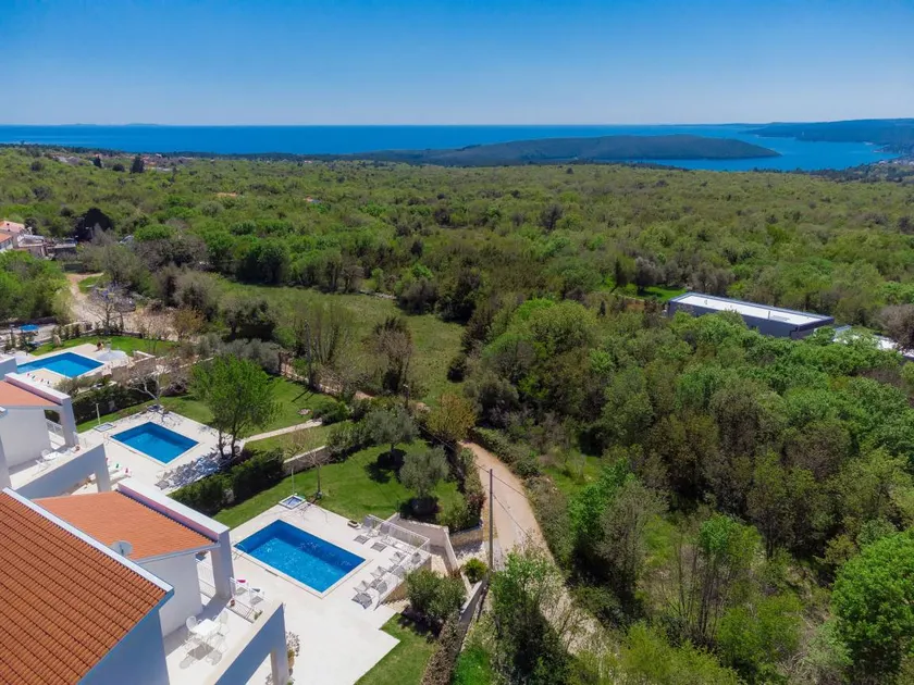 Children-friendly spacious house with terrace, garden & private pool | Nature view | Pets allowed - Image 1
