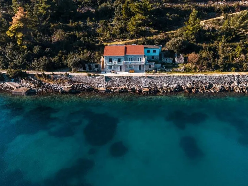 Solar House Babina 1 - Image 1