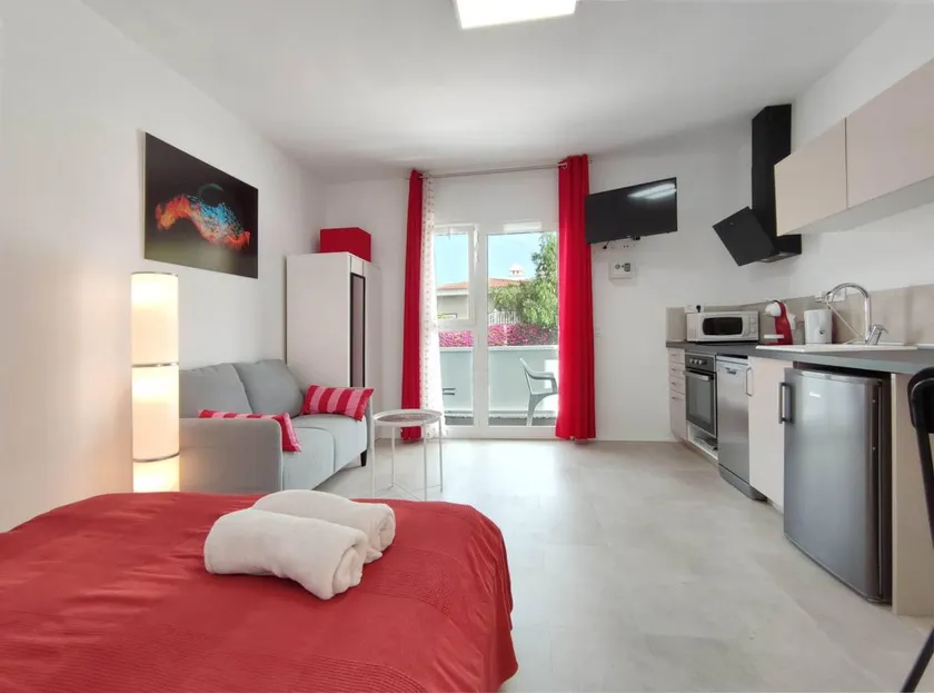 Family-friendly wonderful holiday apartment with terrace, garden & barbeque | Beach nearby - Image 1