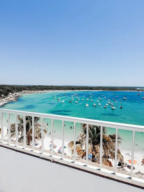 Beachfront Penthouse – Panoramic Terrace, Mediterranean Style, and Privacy - Image 1