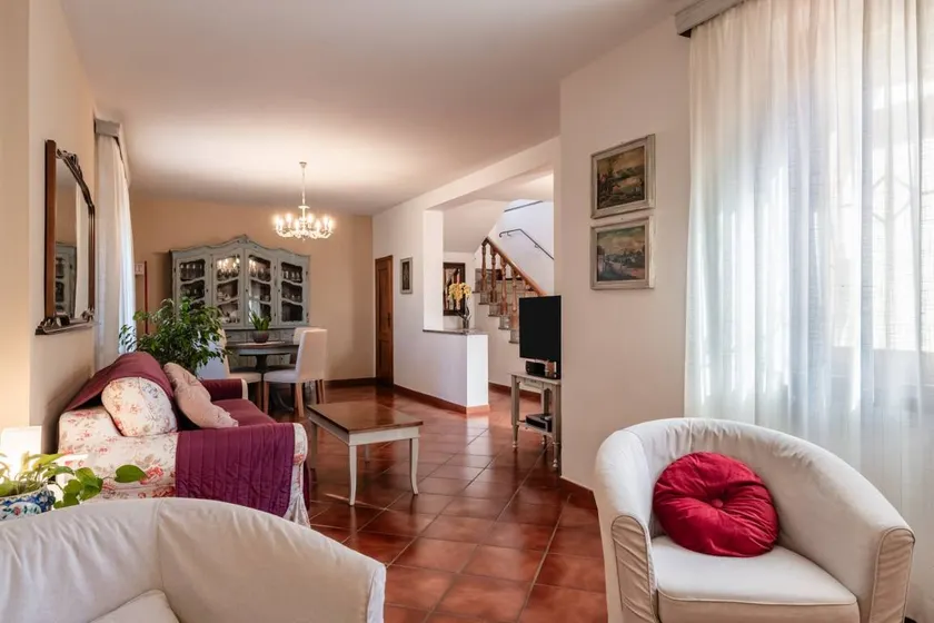 Holiday apartment with barbecue & garden | Garden view - Image 1