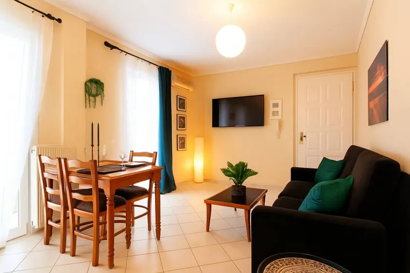 Apartment with garden & terrace | City view - Image 1