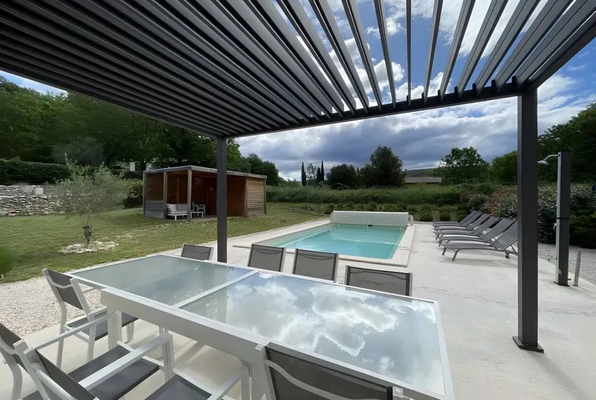 Villa des Vignes with Pool, Wi-Fi, and Air Conditioning - Image 1