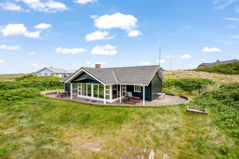 House with terrace, jacuzzi & sauna | Water view - Image 1