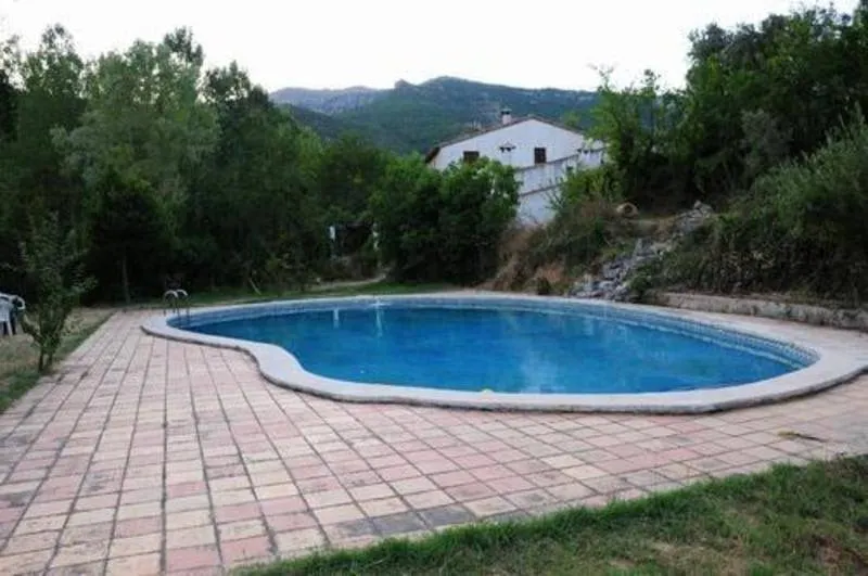 Albergue Lugares Comunes - Image 1