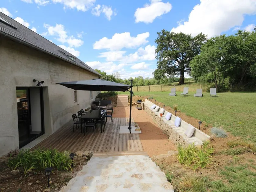 Renoviertes Haus mit Pool, Klimaanlage, Garten und WLAN - Image 1