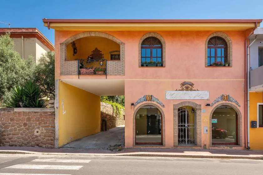 Children-friendly flat with barbeque, garden & terrace | City view | Pet-friendly - Image 1