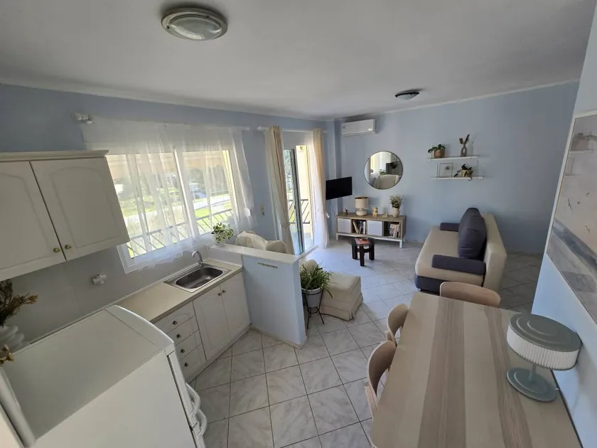 Lovely apartment 50m from the beach! - Image 1