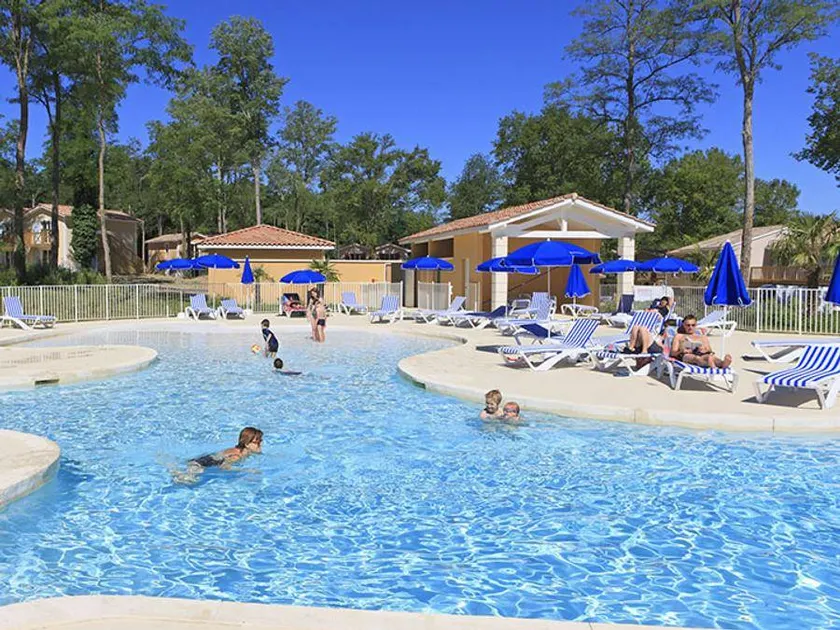 Apartment mit Pool - Image 1