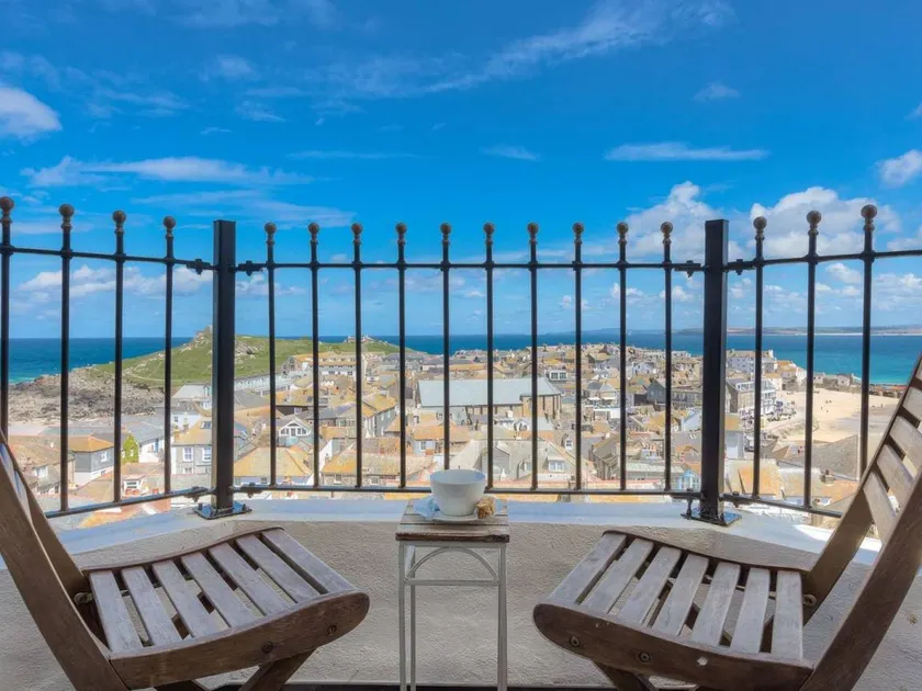 Family-oriented cottage | Beach view | Next to the beach | Dogs allowed - Image 1