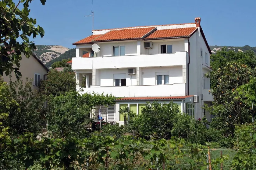 One bedroom apartment near beach Banjol, Rab (A-2008-b) - Image 1