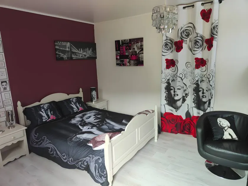 Merveilleux bed & breakfast avec jardin, terrasse et jacuzzi | Vue jardin | Avec animaux acceptés - Image 1