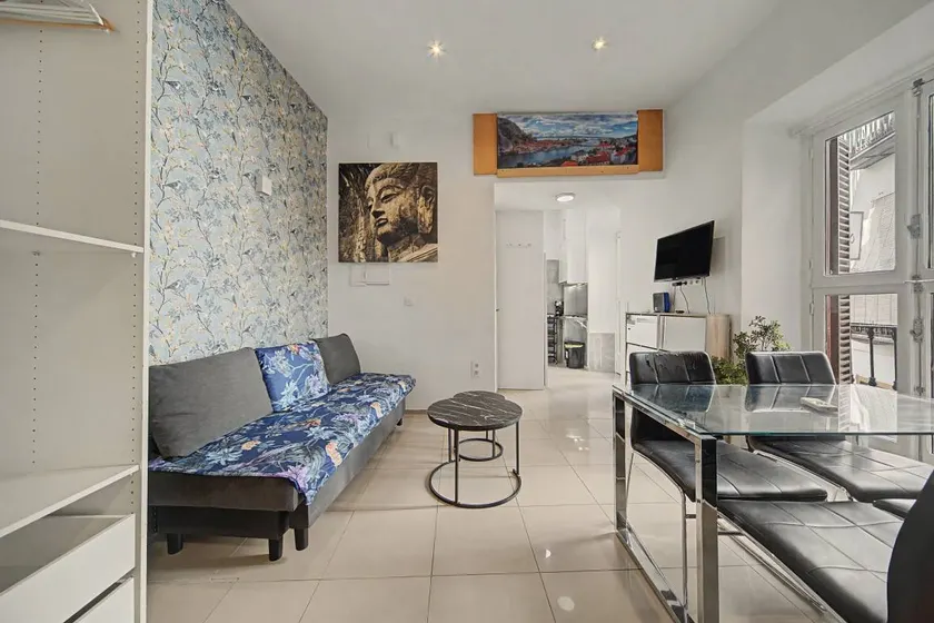 Child-friendly beautiful apartment with terrace | Near Seville Cathedral | City view | Good for workation | Pet-friendly - Image 1