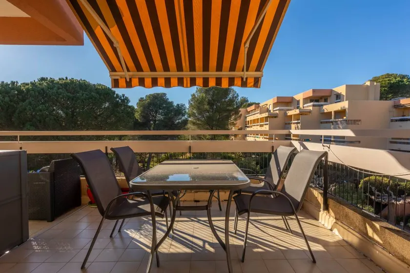 Apartment with terrace at 2 steps from the sea - Image 1