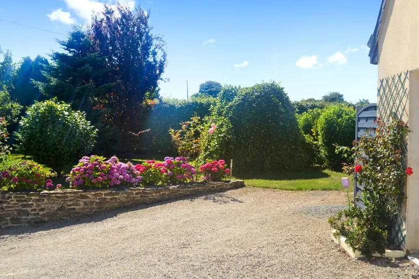 Fully equipped wonderful holiday home with terrace, garden & barbeque | Garden view | Good for workation - Image 1