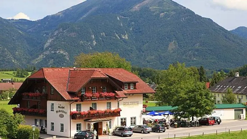 Holiday apartment with garden | Mountain view | Good for workation - Image 1