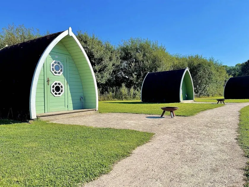 Family-Oriented Standard Eco Pod Campsite by Beautiful 5 Acre Lake, England - Image 1