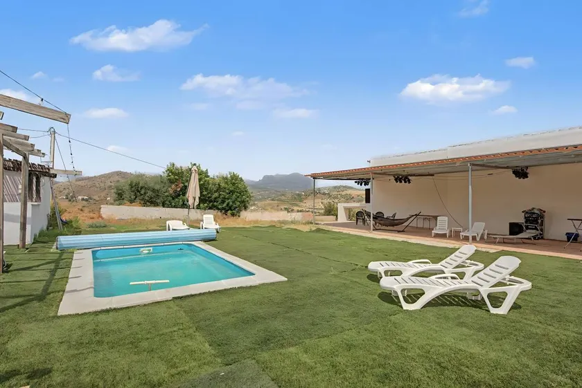 Ample holiday park with heated pool, terrace & garden | Mountain view - Image 1