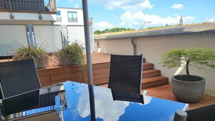 Fully equipped wonderful apartment with terrace | Water view | Close to the beach - Image 1