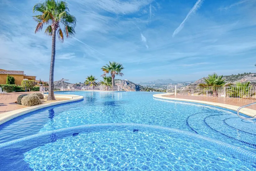 Holiday apartment with terrace, garden & pool | Mountain view - Image 1