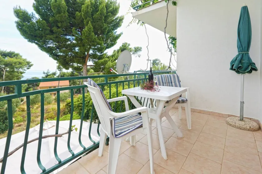 Holiday apartment with terrace & barbeque | Mountain view - Image 1