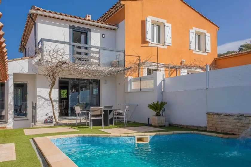 Fully equipped charming villa with terrace, pool & garden | Garden view | Suitable for remote work | Pets allowed - Image 1