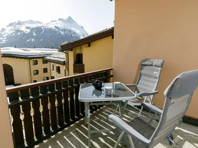 Family-oriented lovely apartment with garden & terrace | Mountain view | Next to the ski | Pet-friendly - Image 1
