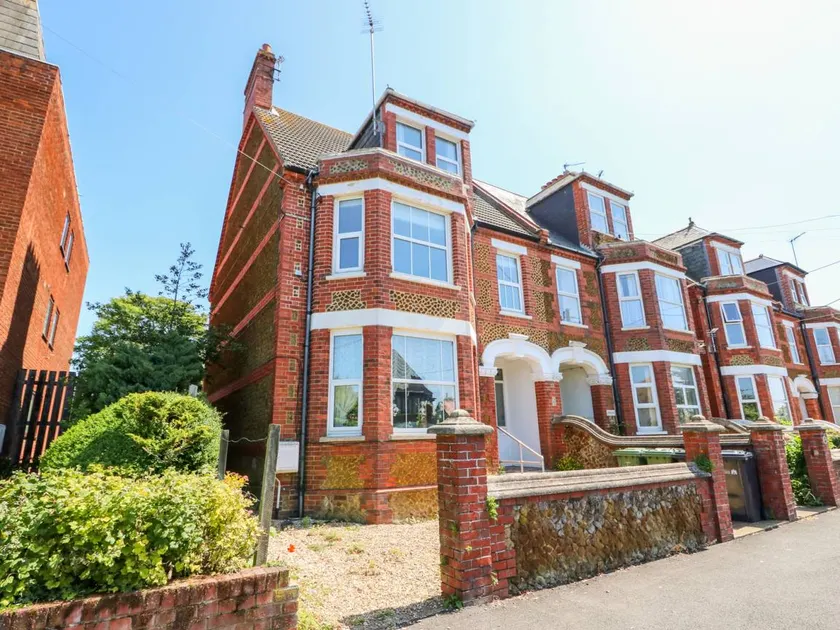 Cottage | Beach view - Image 1