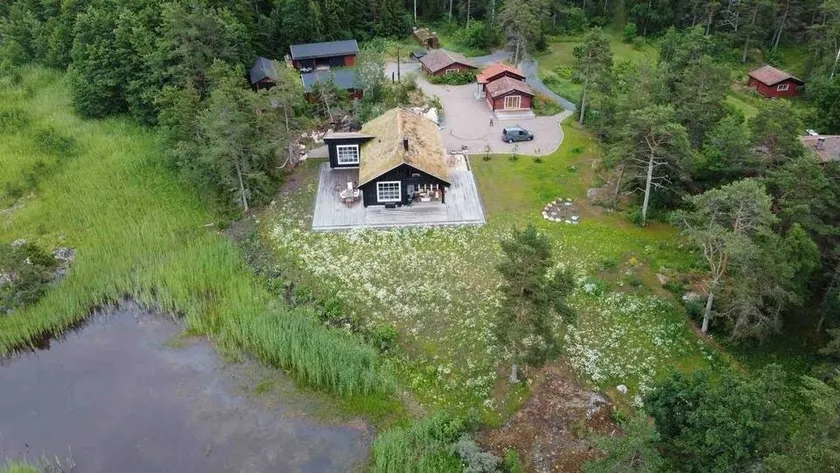 Luxushütte mit privatem Ufer - Image 1