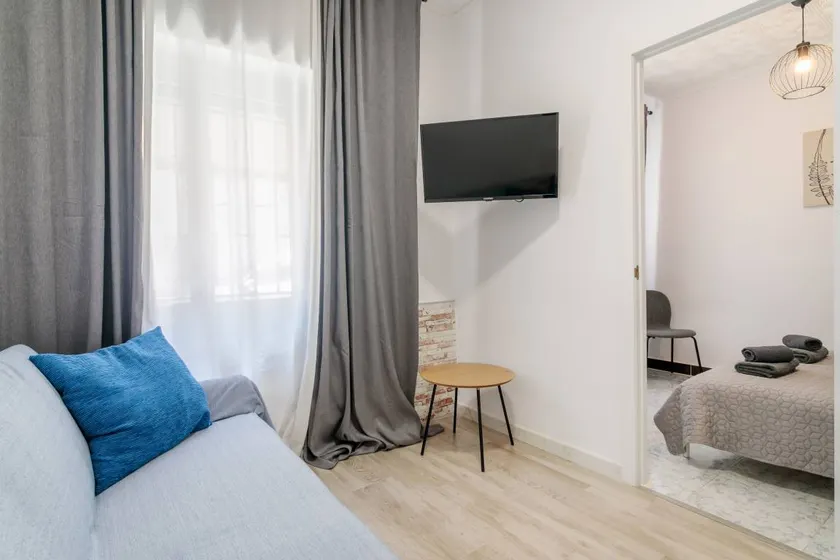 Appartement avec internet haut débit | Vue ville - Image 1