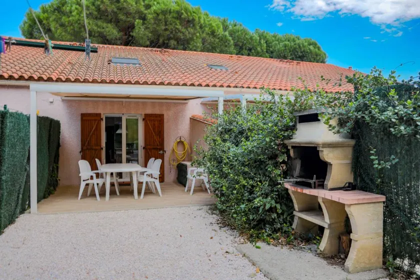 Children-friendly beautiful gite with terrace, pool & BBQ | Garden view | Pet-friendly - Image 1