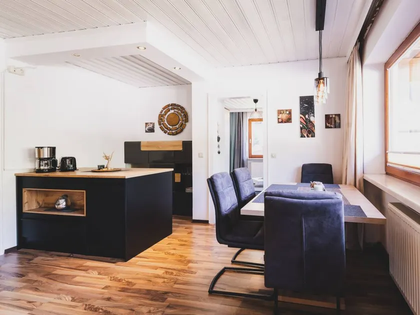 Family-friendly flat | Mountain view | Next to the ski | Pets are welcome - Image 1