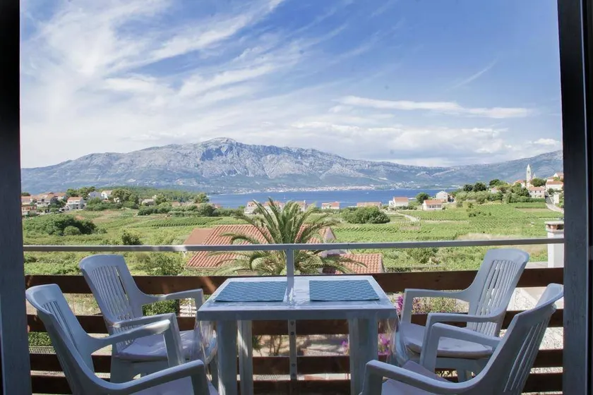 Flat with 1 room for 4 persons - Image 1