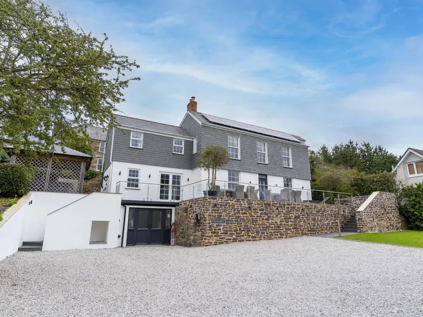 Cottage with terrace, hot tub & garden | Beach view - Image 1