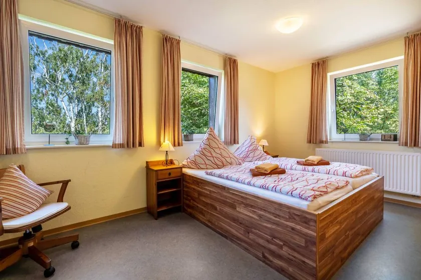 Room 'Doppelzimmer' with Shared Terrace and Wi-Fi - Image 1