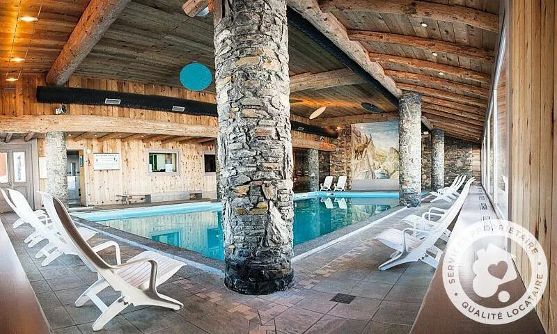 Swimming pool, sauna, hammam, balcony, fireplace or stove, tv, 38m², La Plagne - Image 1