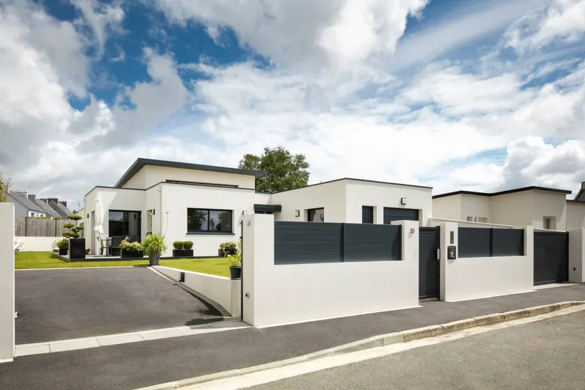 House with terrace, BBQ & garden | Perfect for remote work - Image 1