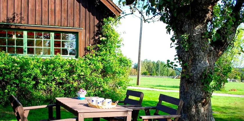 Maison avec jardin, terrasse et barbecue - Image 1