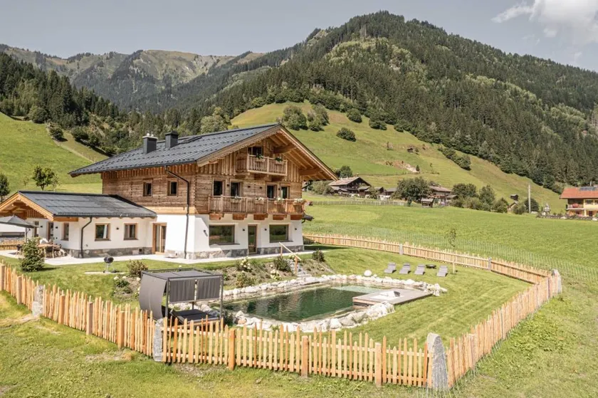 Casa accogliente e familiare con sauna, piscina privata e barbecue | Ideale per lavorare da remoto | Ammette cani - Image 1