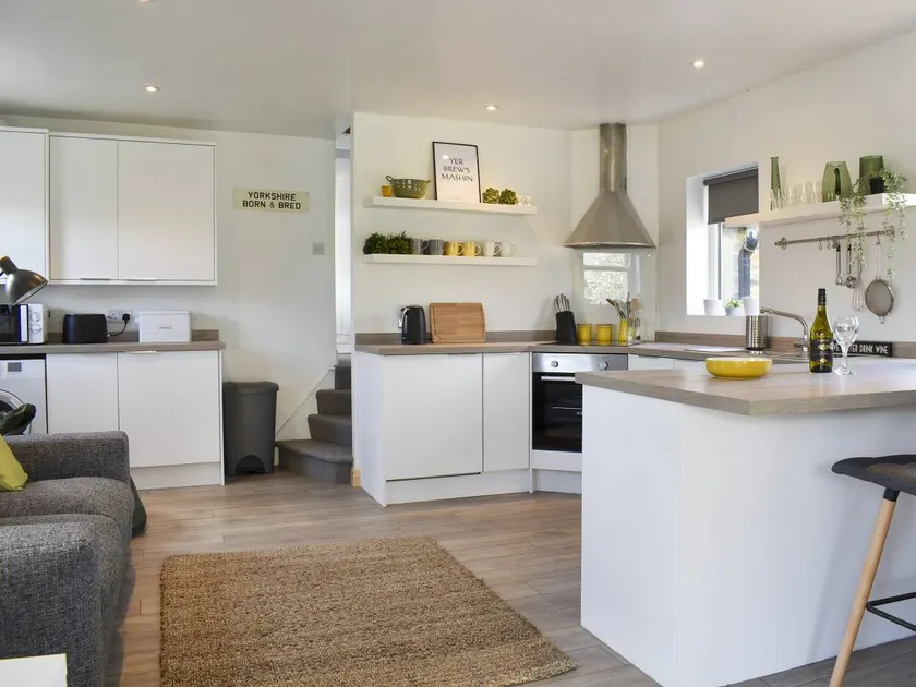 Cottage with garden & BBQ - Image 1