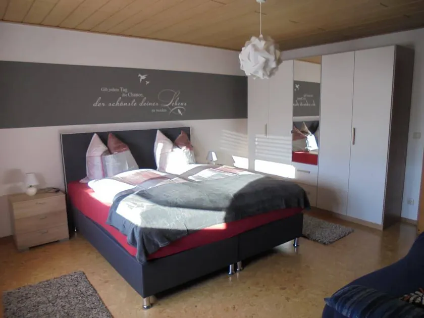 Family-friendly lovely flat with garden, terrace & sauna | Garden view - Image 1