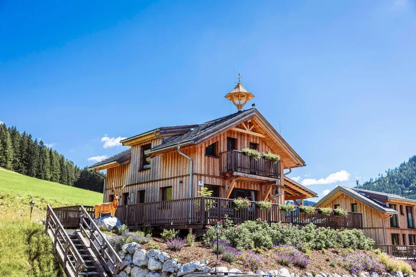 Comfy Chalet in Hohentauern with Whirlpool near City Centre - Image 1